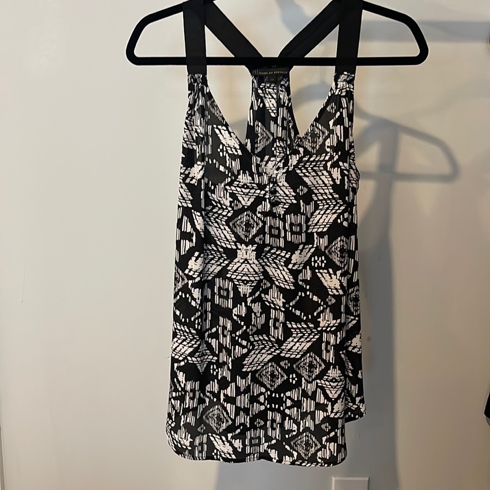 I Jeans by Buffalo Black & White Aztec Tank, sz L